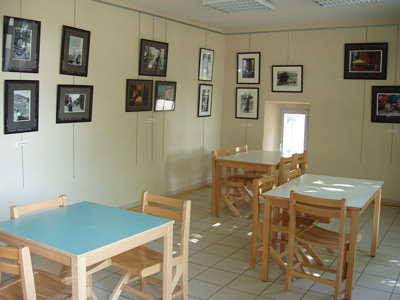 portesardeche-salle-cheminée-3